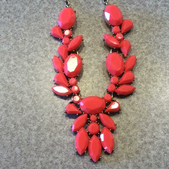 J Crew Coral Statement Necklace - Picture 3 of 12